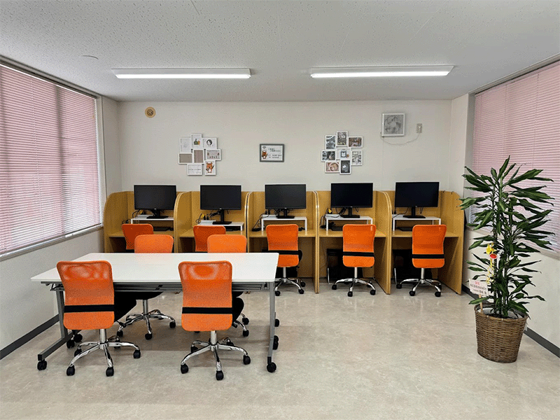 manaby CREATORS幕張本郷